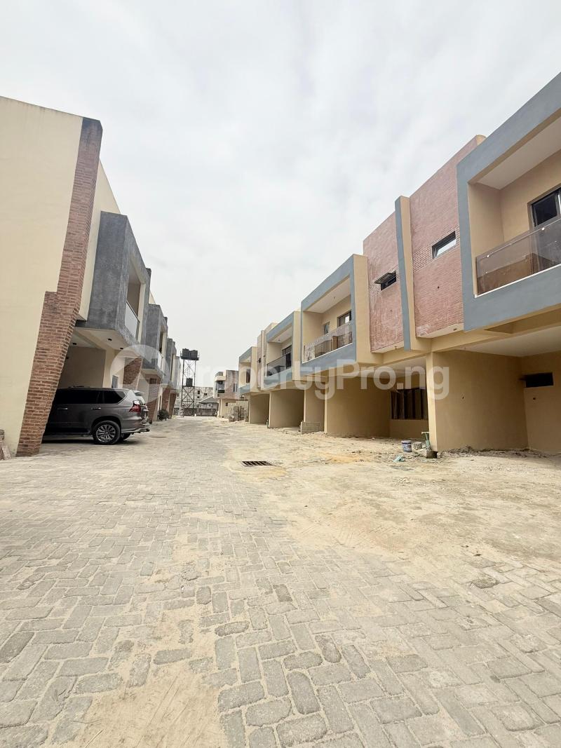 2 bedroom House for sale Lbs Sangotedo Ajah Lagos