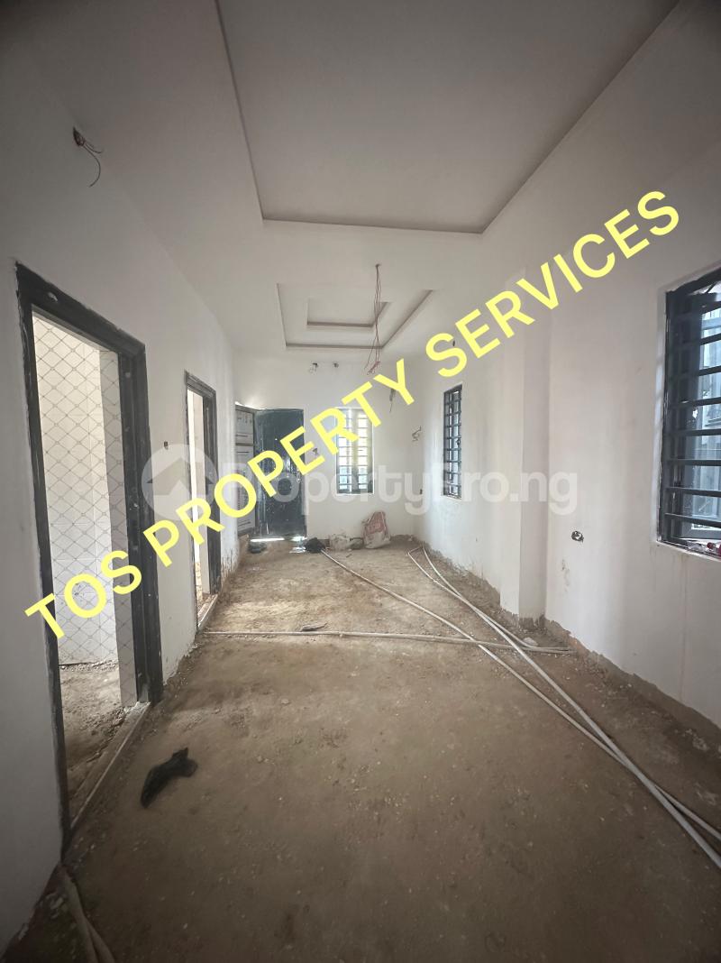 2 bedroom Flat / Apartment for rent Off Herbert Macaulay Way, Yaba ,lagos. Yaba Lagos