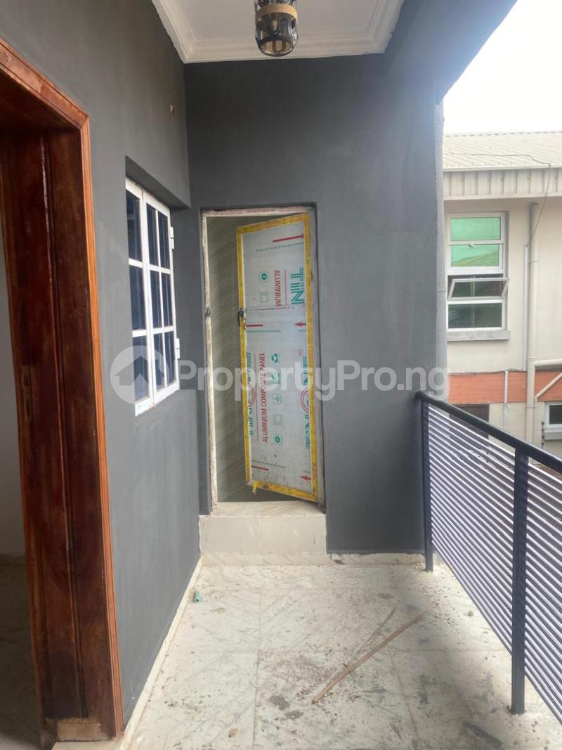 2 bedroom Flat / Apartment for rent  Fola Agoro Yaba Lagos