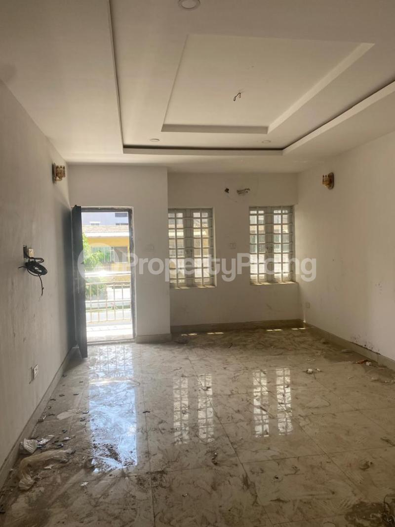 2 bedroom Flat / Apartment for rent Ebute Meta Adekunle Yaba Lagos