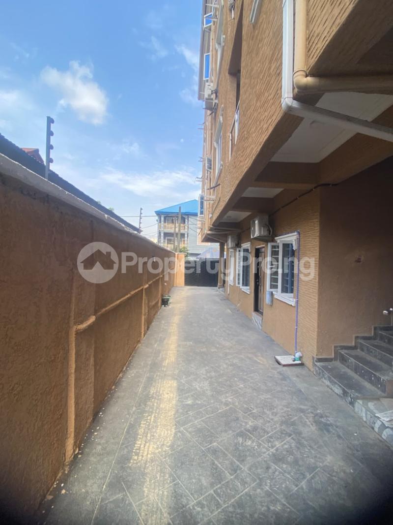 2 bedroom Flat / Apartment for rent Alagomeji Alagomeji Yaba Lagos