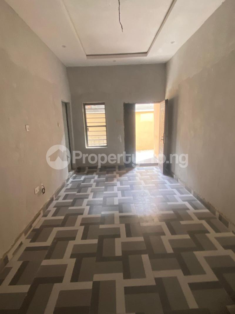 2 bedroom Flat / Apartment for rent Palmgroove Ikorodu Road (Ilupeju) Ilupeju Lagos