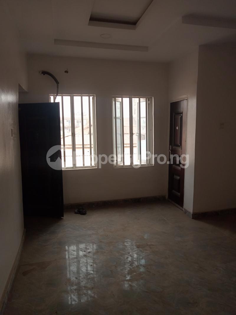 2 bedroom Flat / Apartment for rent Ebute Metta Adekunle Yaba Lagos