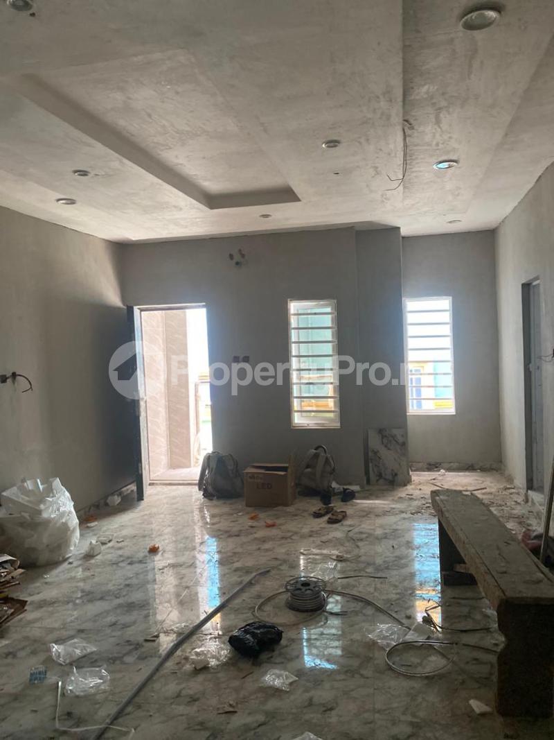 2 bedroom Flat / Apartment for rent Ebute Meta Adekunle Yaba Lagos