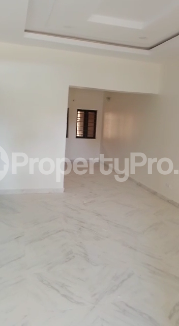 2 bedroom Flat / Apartment for rent After Amina Court, Apo Abuja