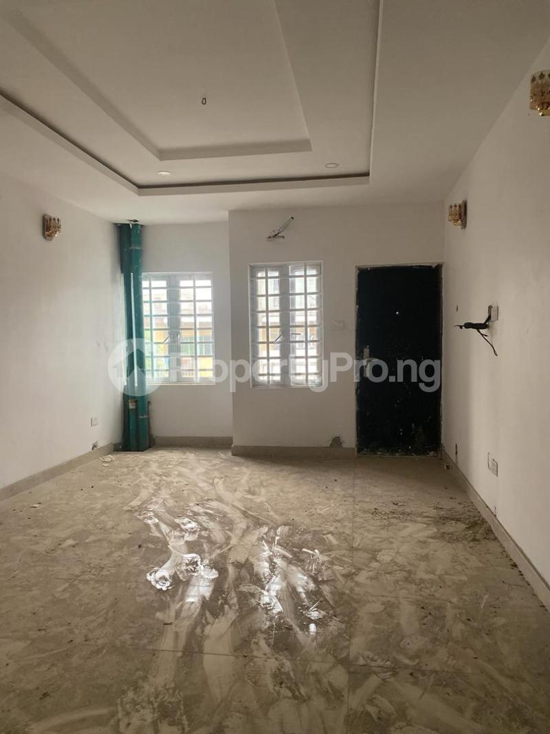 2 bedroom Flat / Apartment for rent Ebute Meta Adekunle Yaba Lagos