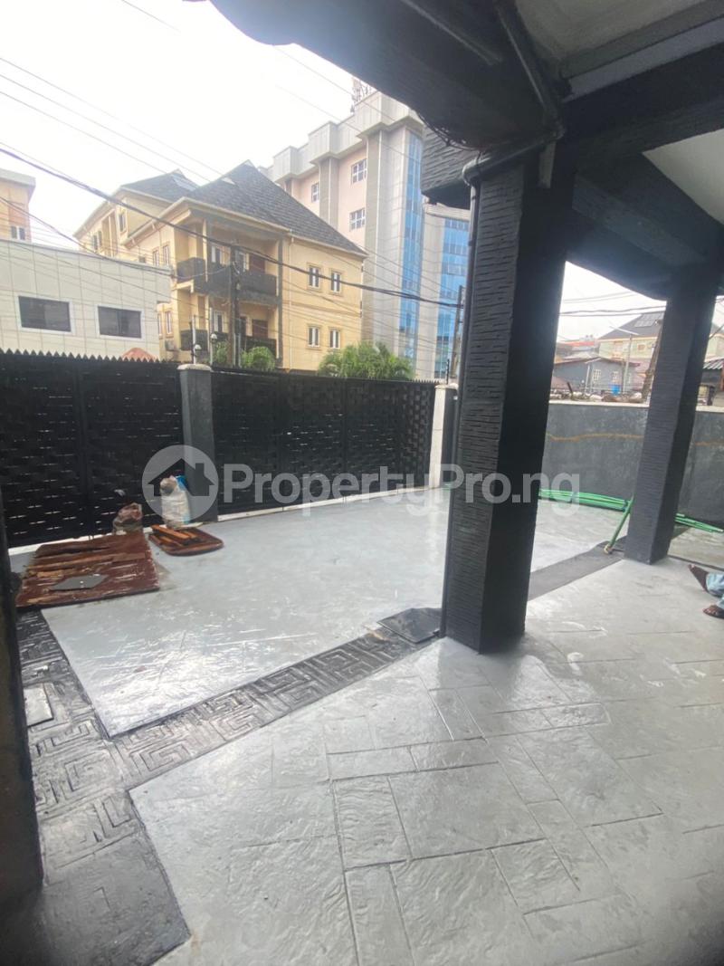 2 bedroom Flat / Apartment for rent Alagomeji Alagomeji Yaba Lagos