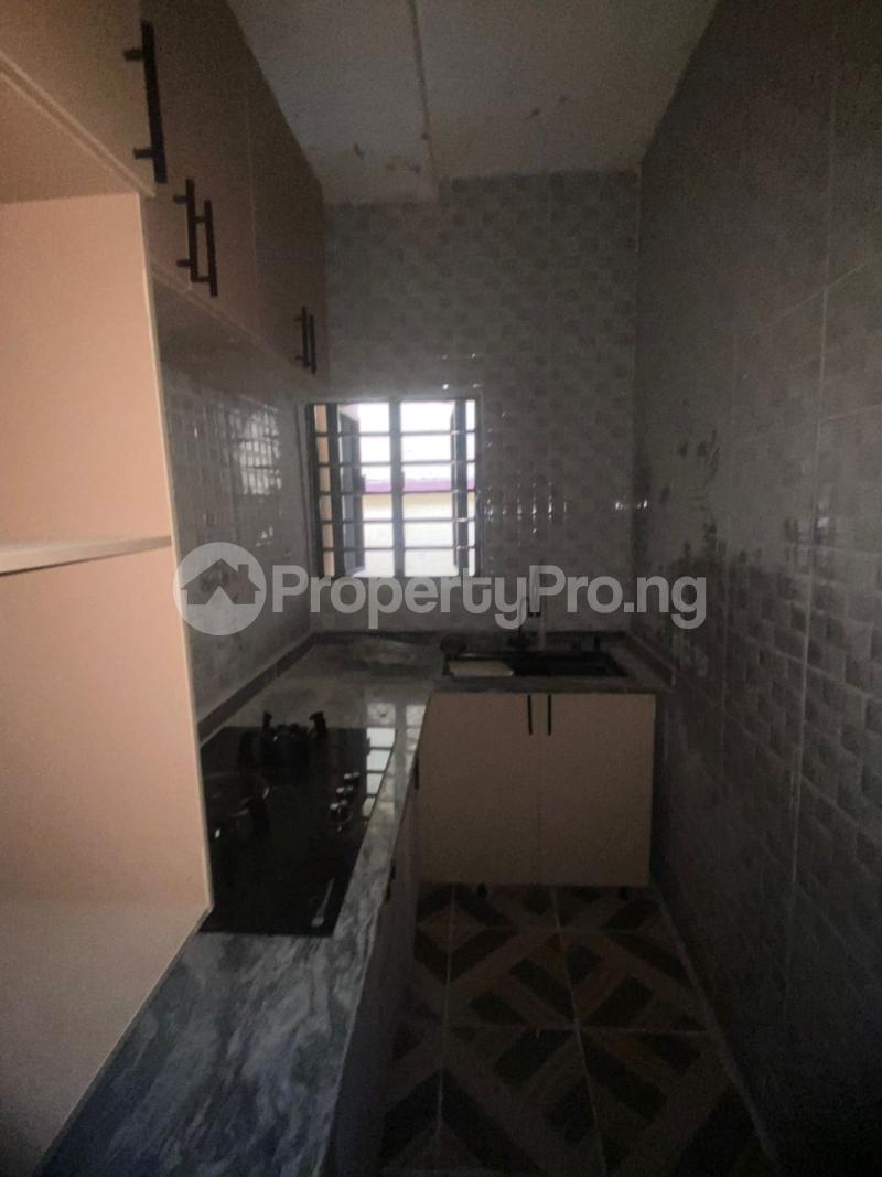 2 bedroom Flat / Apartment for rent Palmgroove Ikorodu Road (Ilupeju) Ilupeju Lagos