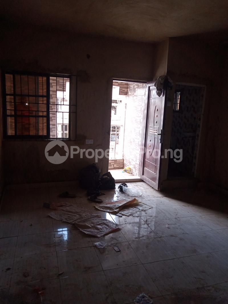 2 bedroom Flat / Apartment for rent Ebute Metta Adekunle Yaba Lagos - 1