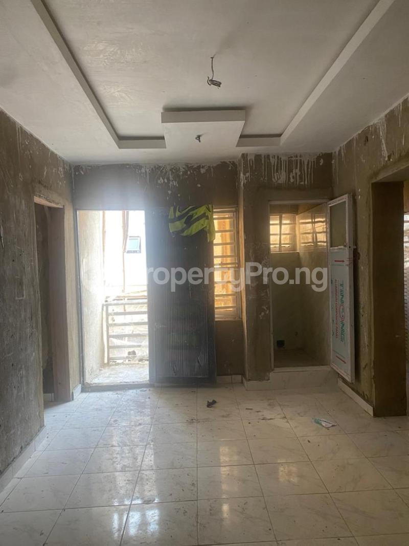 2 bedroom Flat / Apartment for rent Ebute Metta Adekunle Yaba Lagos