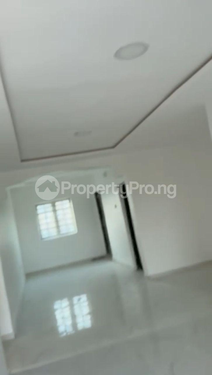 2 bedroom House for rent Oworonshoki Gbagada Lagos