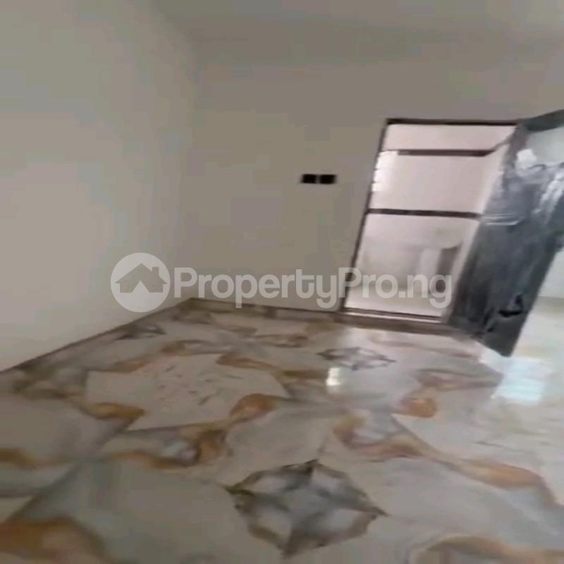 2 bedroom House for rent Off Morocco Road, Shomolu, Lagos Shomolu Shomolu Lagos