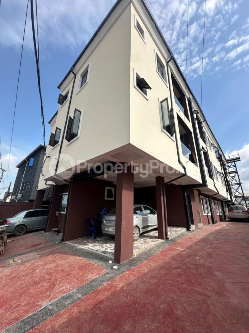2 bedroom House for rent Palmgrove Ilupeju Lagos