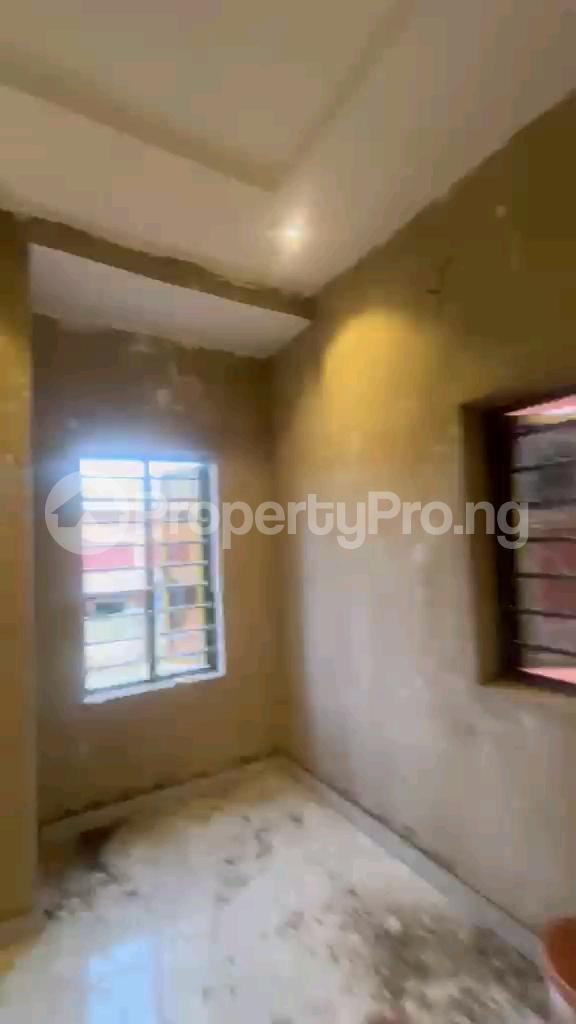 2 bedroom Flat / Apartment for rent Off Market Street, Shomolu Shomolu Shomolu Lagos