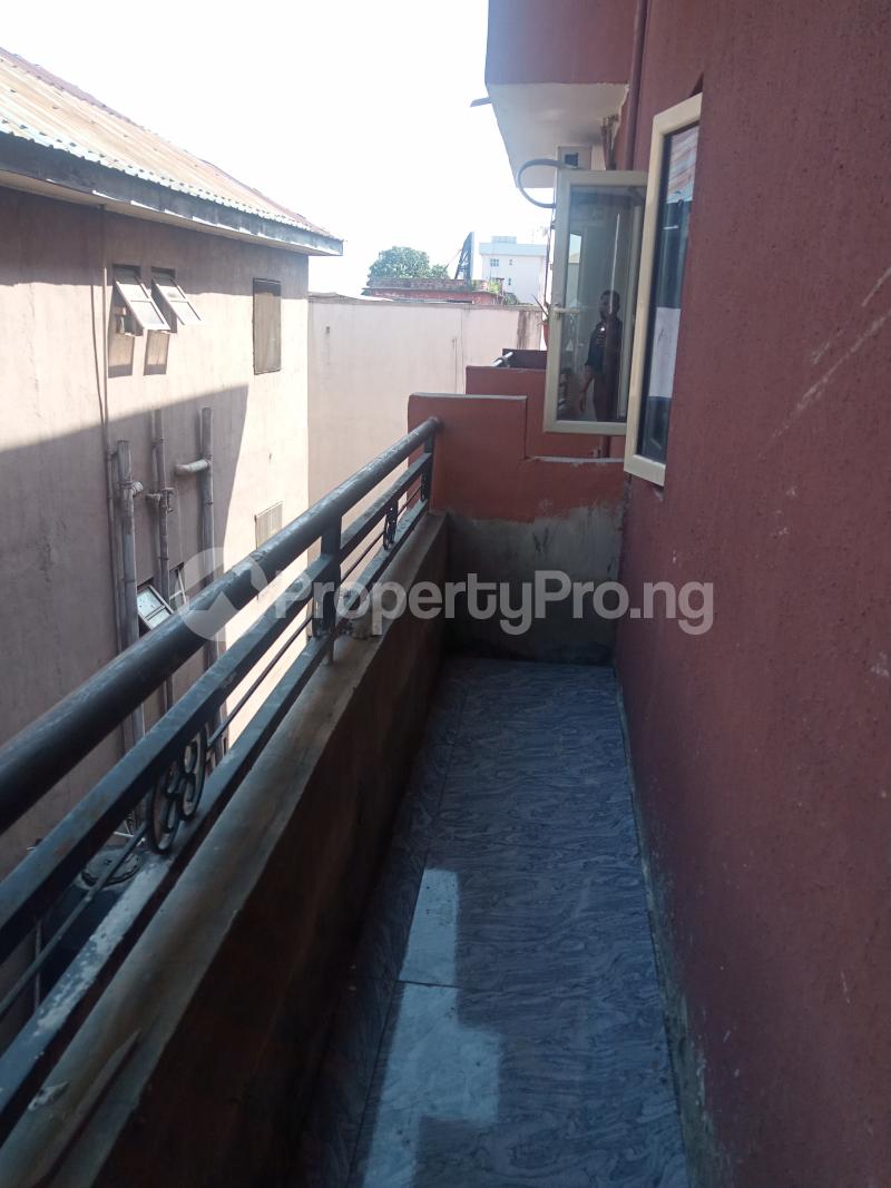 2 bedroom Flat / Apartment for rent Alagomeji Yaba Lagos