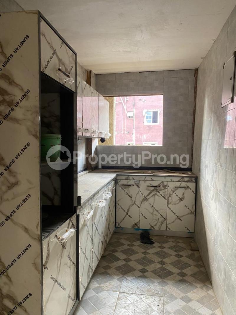 2 bedroom Flat / Apartment for rent Alagomeji Yaba Lagos