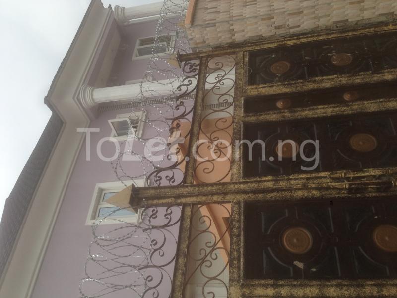2 bedroom Flat / Apartment for rent Alagomeji Alagomeji Yaba Lagos