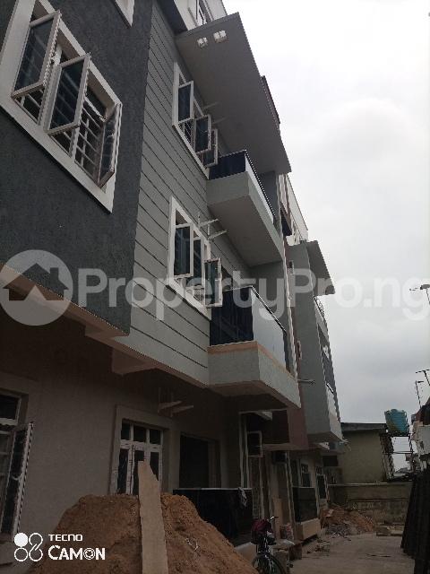 2 bedroom House for rent   Kilo-Marsha Surulere Lagos