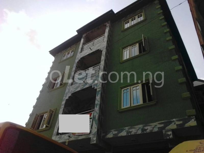 2 bedroom Flat / Apartment for rent 20 Mcclum Street Adekunle Yaba Lagos
