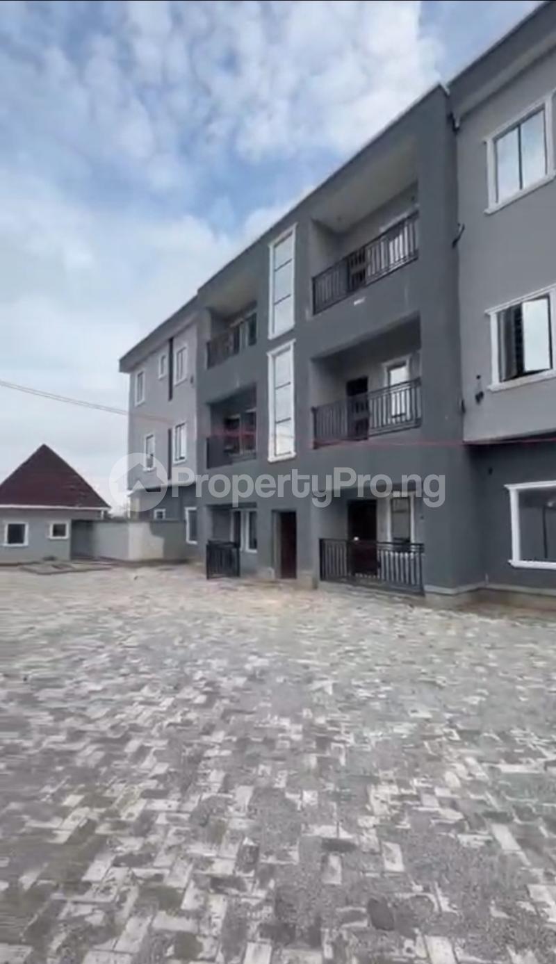 2 bedroom Flat / Apartment for rent Very Close To Area 1 Durumi Abuja