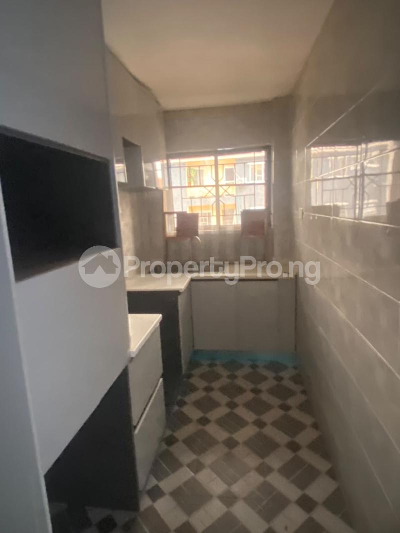 2 bedroom Flat / Apartment for rent Alagomeji Alagomeji Yaba Lagos