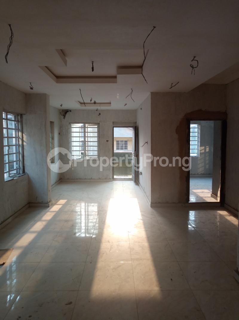 2 bedroom Flat / Apartment for rent Alagomeji Alagomeji Yaba Lagos