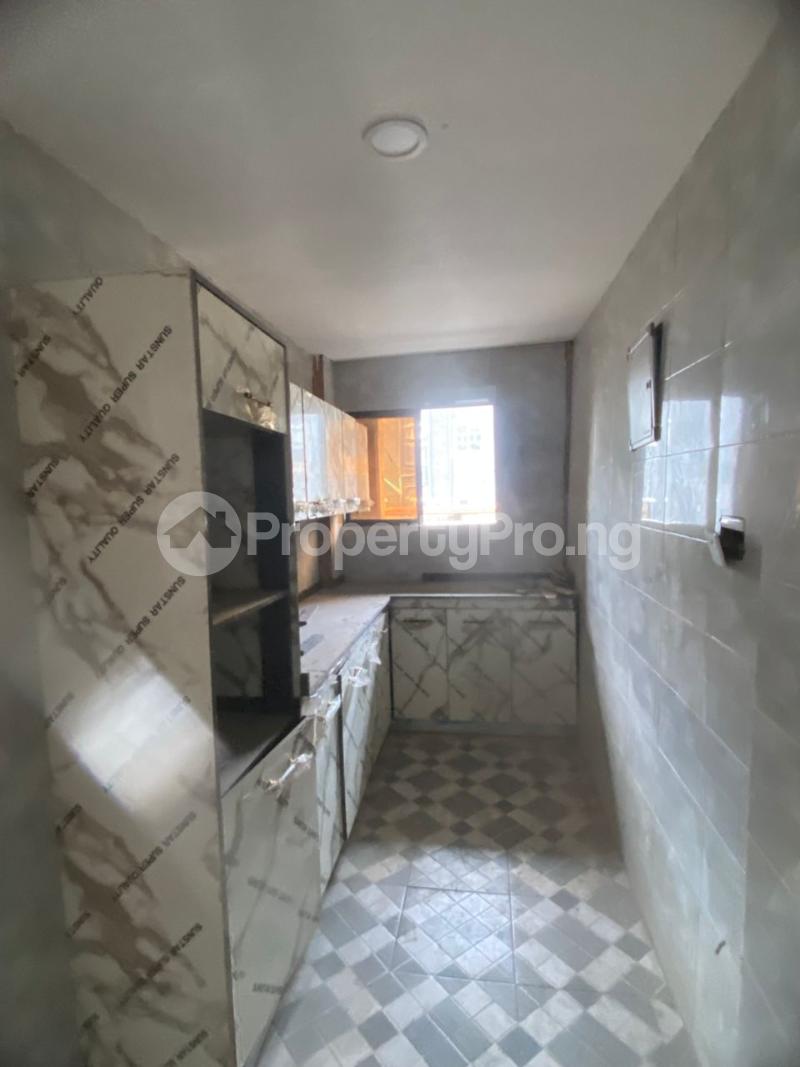 2 bedroom Flat / Apartment for rent Alagomeji Alagomeji Yaba Lagos