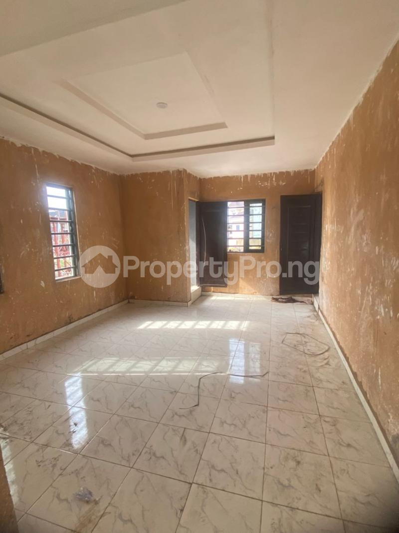 2 bedroom Flat / Apartment for rent Somolu Shomolu Shomolu Lagos