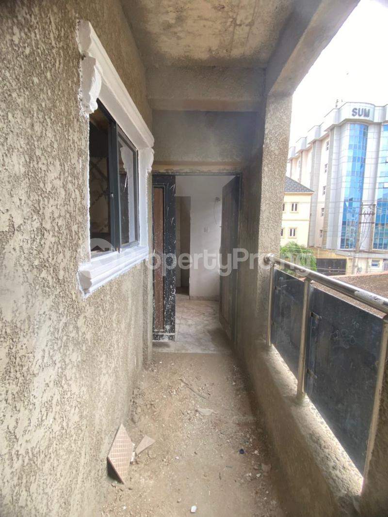 2 bedroom Flat / Apartment for rent Alagomeji Yaba Lagos