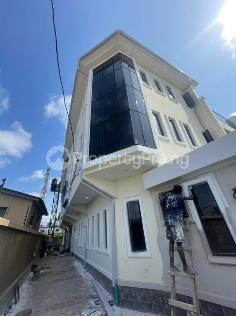 2 bedroom Flat / Apartment for rent Surulere Lagos