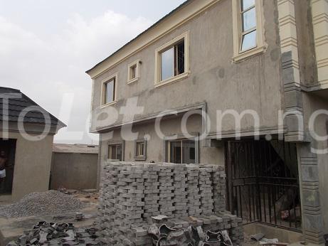 2 bedroom Flat / Apartment for rent 22, Olorunkemi Street Bariga Shomolu Lagos