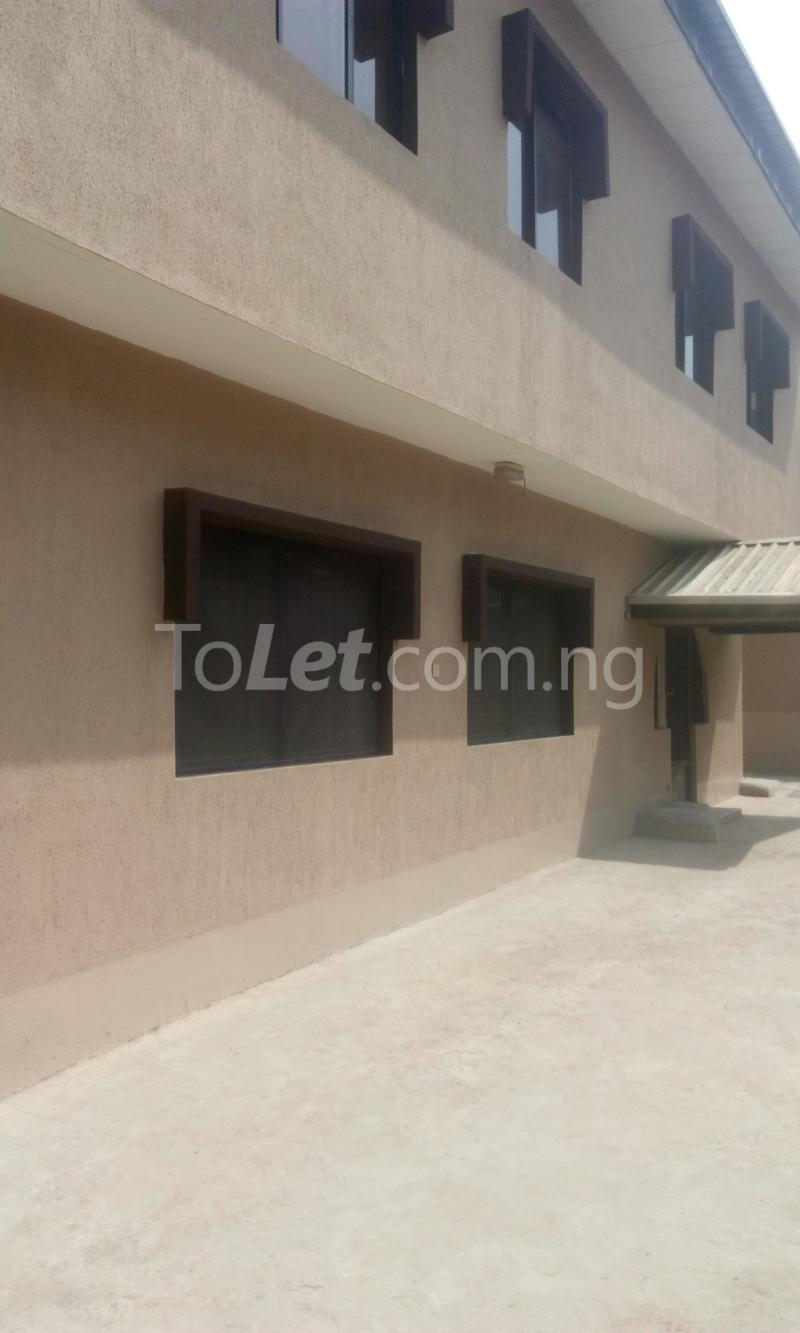 2 bedroom Flat / Apartment for rent 678b Emmanuel Adubifo Omole phase 2 Ojodu Lagos
