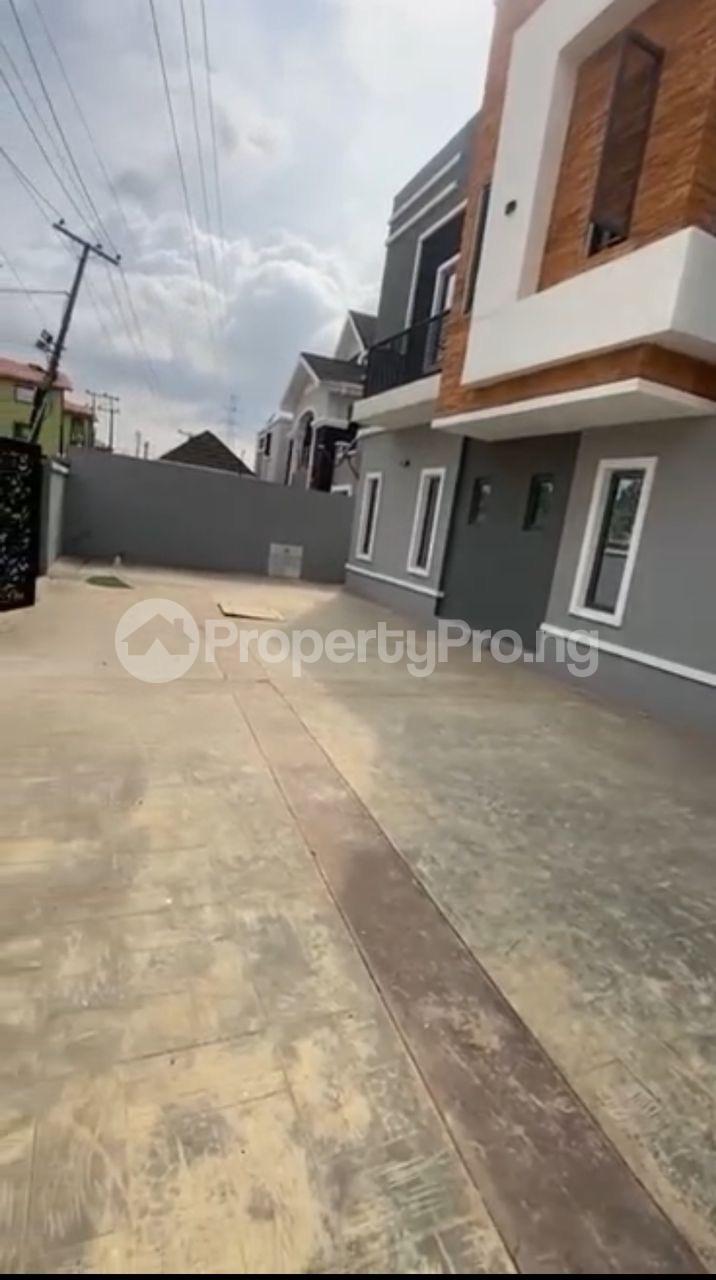 2 bedroom House for rent Soluyi Gbagada Lagos