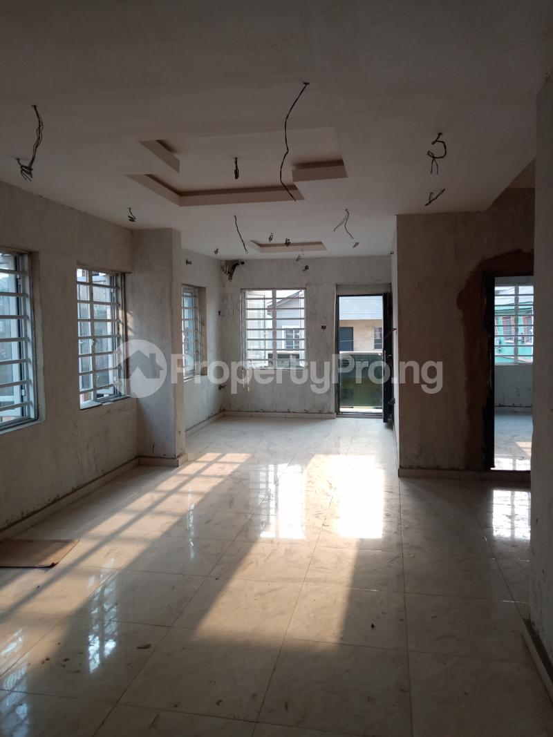 2 bedroom Flat / Apartment for rent Alagomeji Alagomeji Yaba Lagos