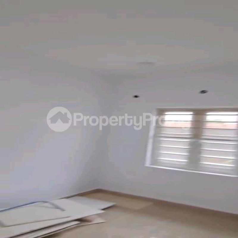 2 bedroom House for rent Off Pedro Road Shomolu Lagos Shomolu Shomolu Lagos