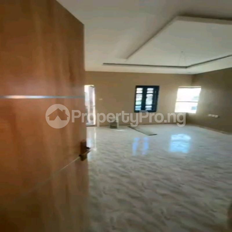 2 bedroom House for rent Fadeyi Onipanu Yaba Lagos Onipanu Shomolu Lagos