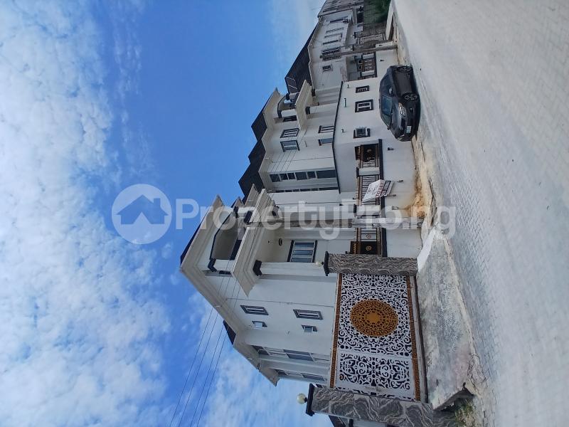 2 bedroom House for rent Van Daniel Estate Orchid Lekki Lagos