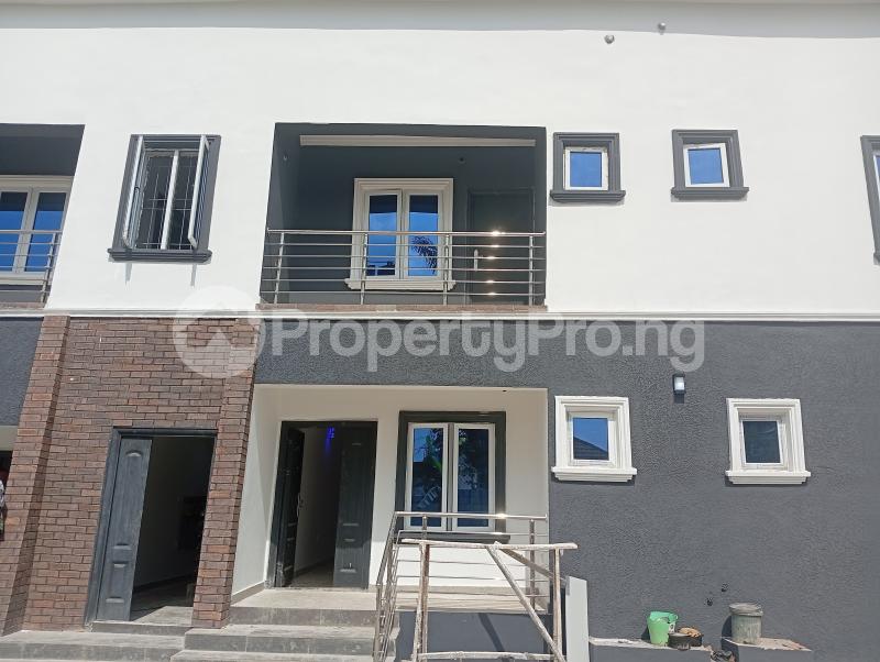 2 bedroom House for sale F01 Tarred Road Kubwa Abuja