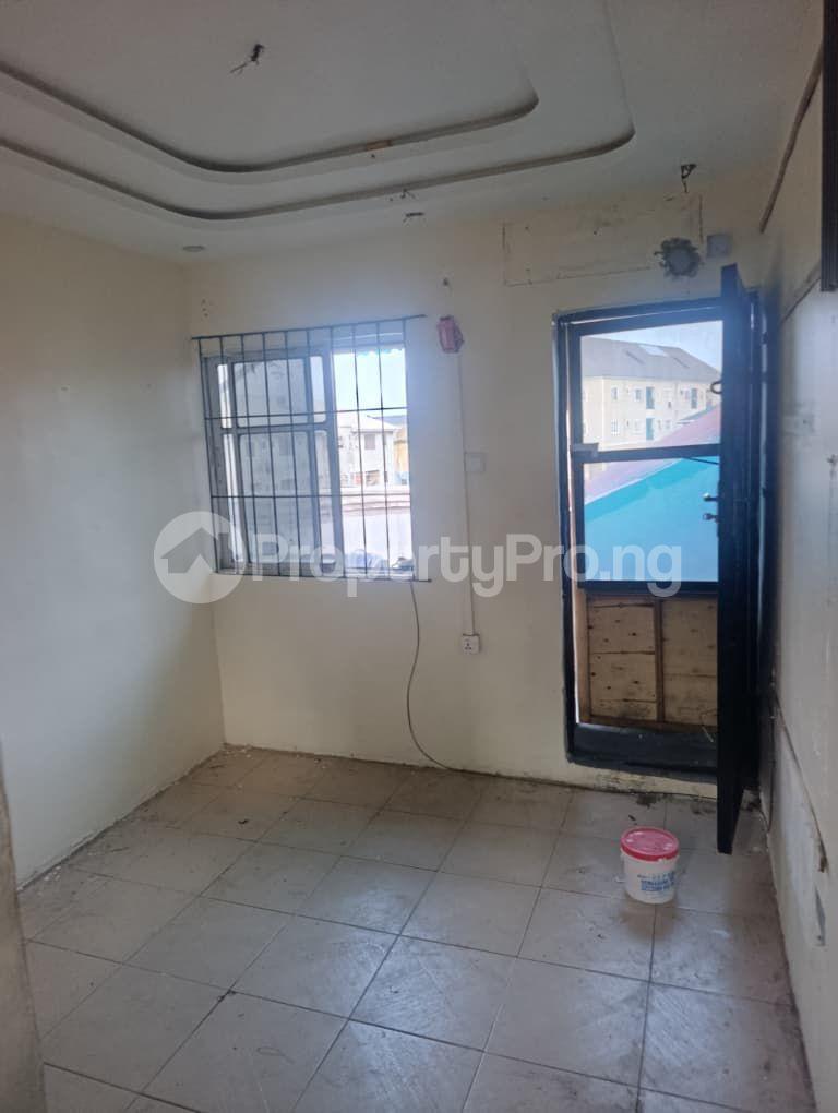 2 bedroom Flat / Apartment for rent Off Market Street Shomolu Lagos Shomolu Shomolu Lagos