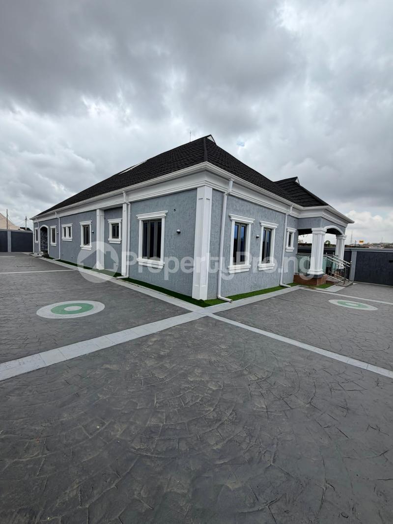 2 bedroom House for rent Kasumu Estate, Tipper Garage, Akala Express. Akala Express Ibadan Oyo