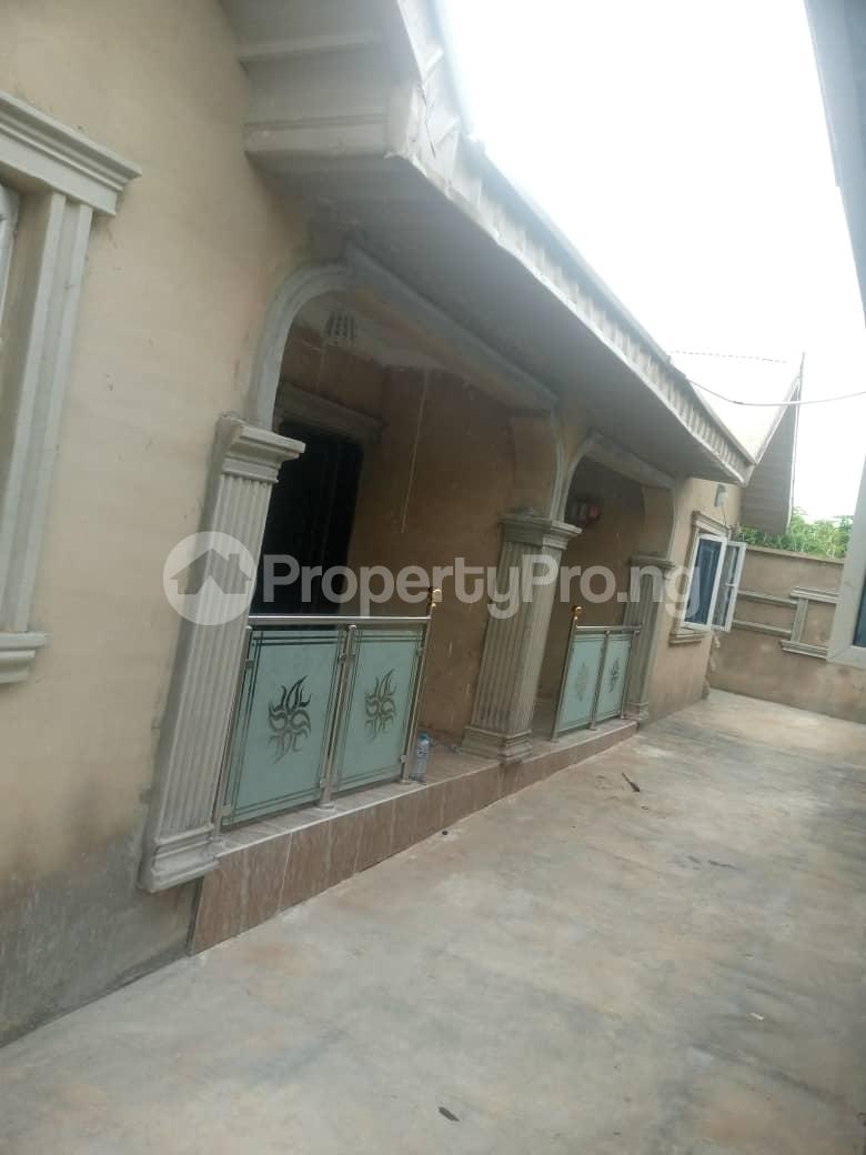 Flat / Apartment for rent Isokan Estate,off Akala Express. Akala Express Ibadan Oyo - 5