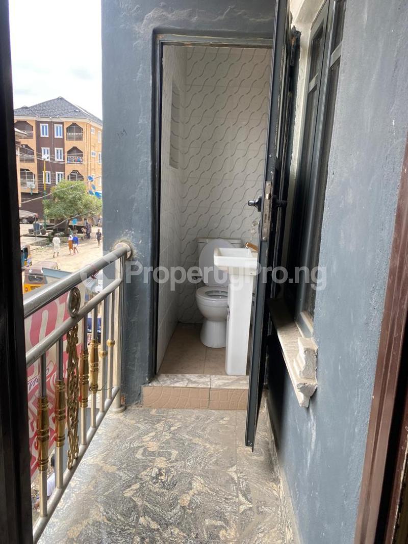 2 bedroom Flat / Apartment for rent  Adekunle Yaba Lagos
