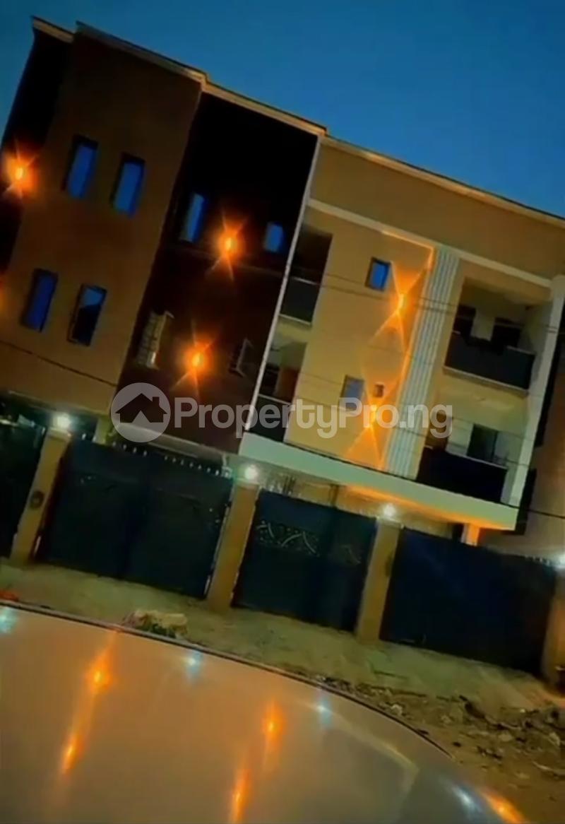 2 bedroom Flat / Apartment for rent Morocco, Yaba Axis Shomolu Lagos