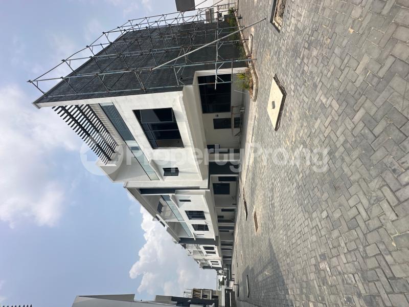2 bedroom House for sale Ikate Lekki Lagos
