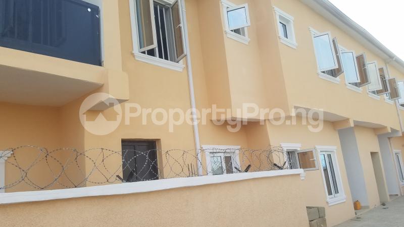 2 bedroom House for rent Around Ado Round About Ado Ajah Lagos