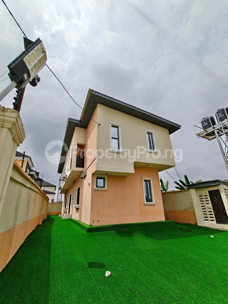 2 bedroom House for sale Maryland Lagos