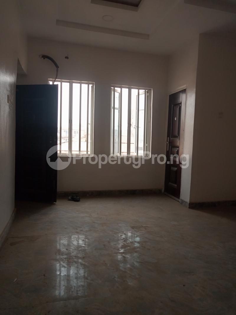 2 bedroom Flat / Apartment for rent Ebute Meta Adekunle Yaba Lagos