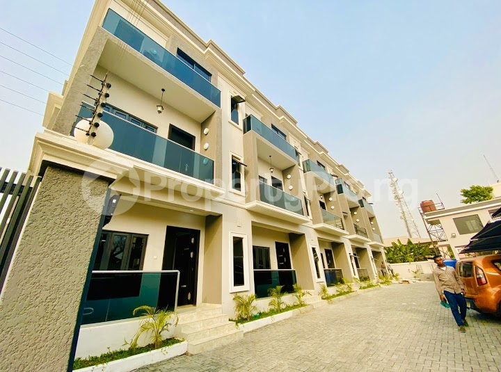 2 bedroom House for rent Along Orchid Road Lekki Phase Ii Lekki Phase 2 Lekki Lagos