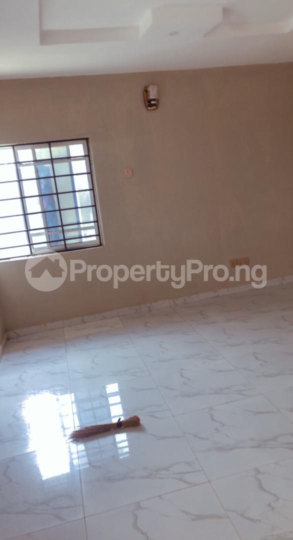 1 bedroom Flat / Apartment for rent Alaaka Off Elebu Oluyole Extension Akala Express Ibadan Oyo