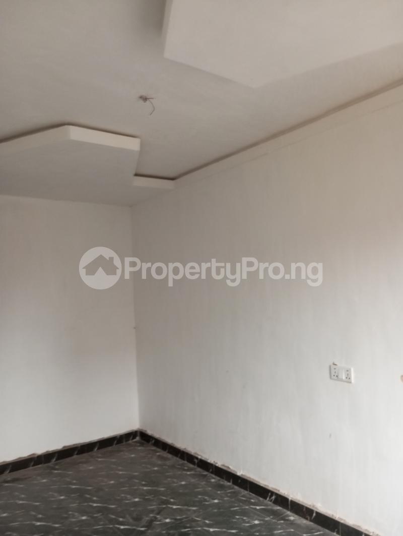 2 bedroom Flat / Apartment for rent Bola Adelabu Surulere Lagos